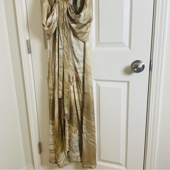 ZARA WOMAN COLLECTION PRINTED DRESS SIZE XL - Picture 8 of 11